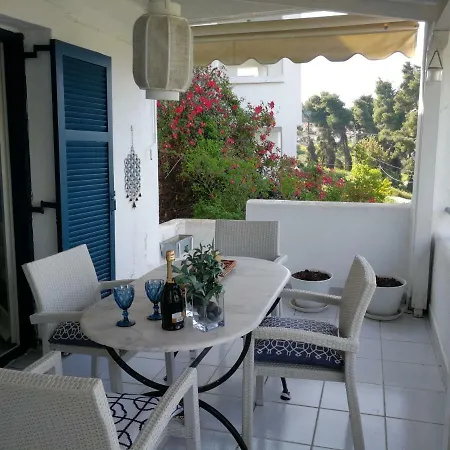 The Blues Holiday home Kriopigi